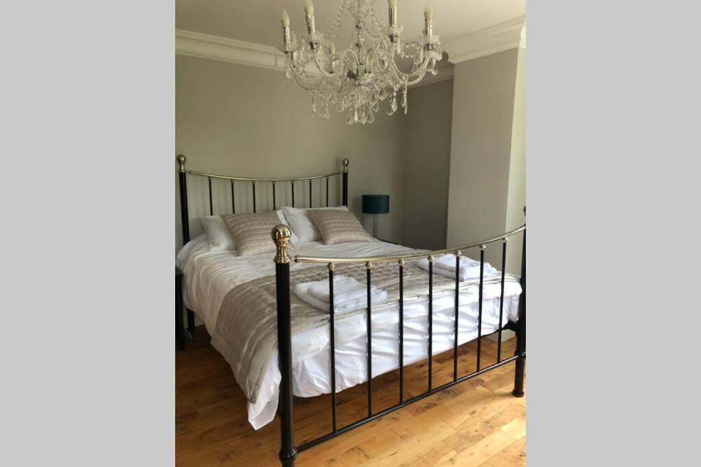Ballyheifer House - A Beautiful 5 Bedroom Home. 马拉费尔特 外观 照片